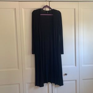 Gently worn forever 21 long sleeve black duster